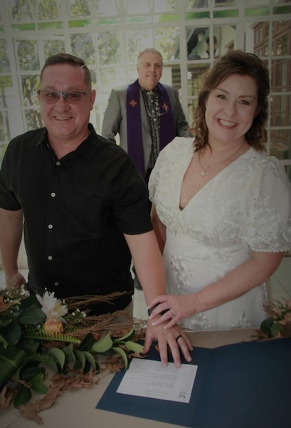 Wedding ceremony by Dr. Gerrit Rademeyer in Suurbraak